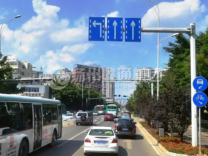BZG-007，交通標(biāo)志桿，分道標(biāo)志桿